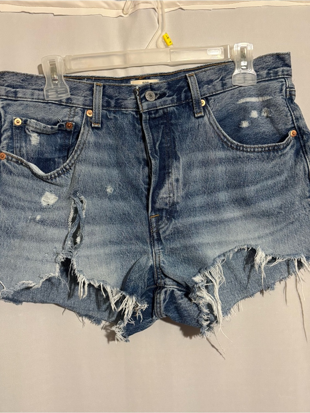 LEVI’S 501 size 30 button fly cut-off women’s shorts